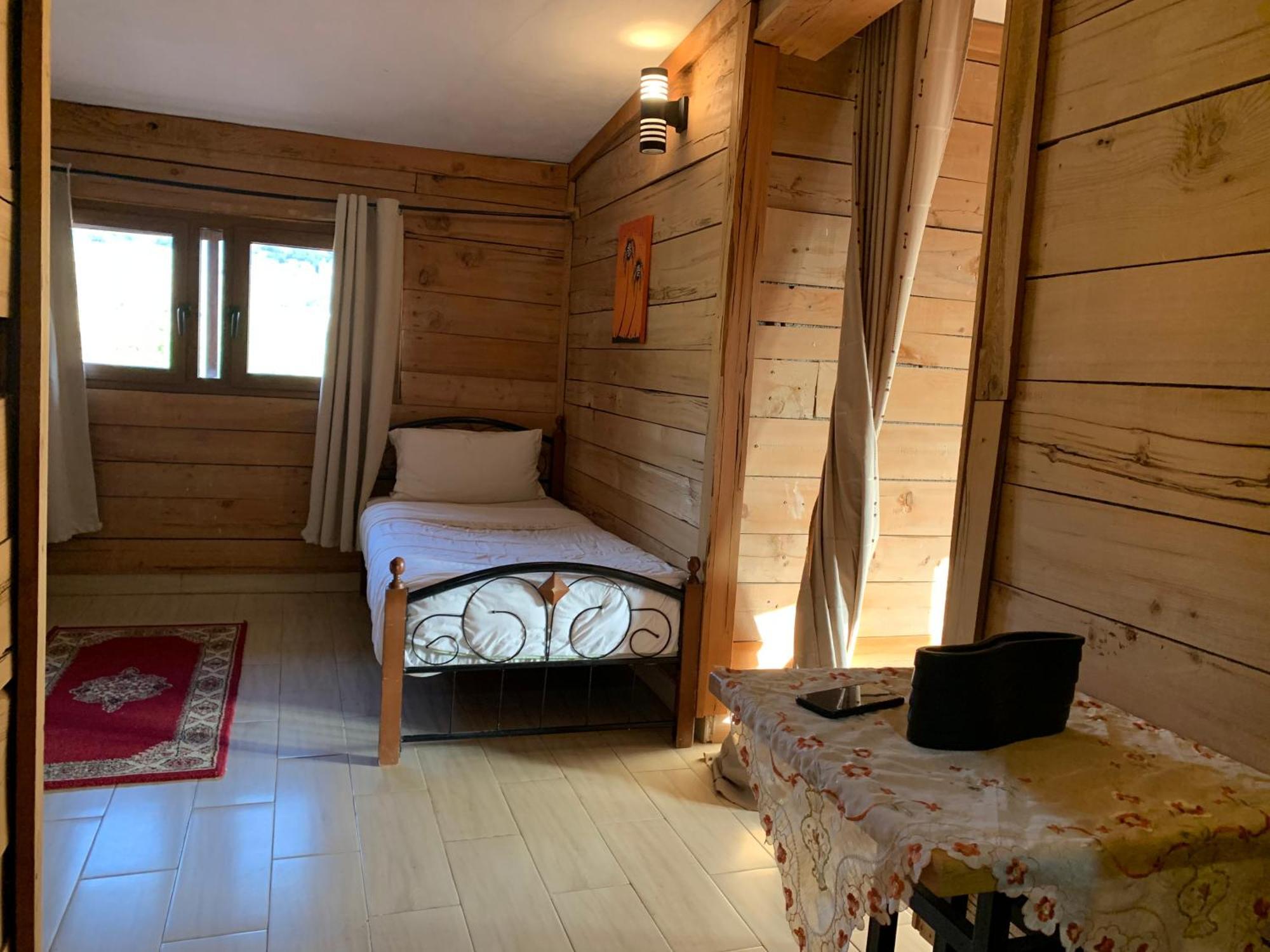 Rise In Valley Ifrane  Habitación foto